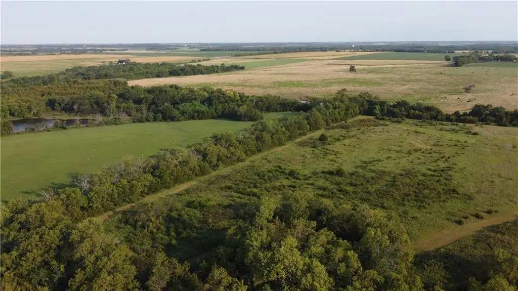 000 Texas Road, Moran, KS 66755 - #1
