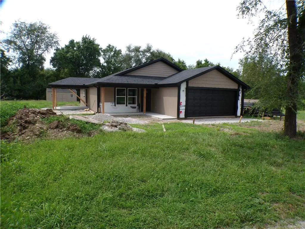 519 Spruce Street, Bates City, MO 64011 - #1