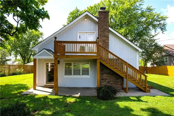 20 Schwartz Avenue, Excelsior Springs, MO 64024