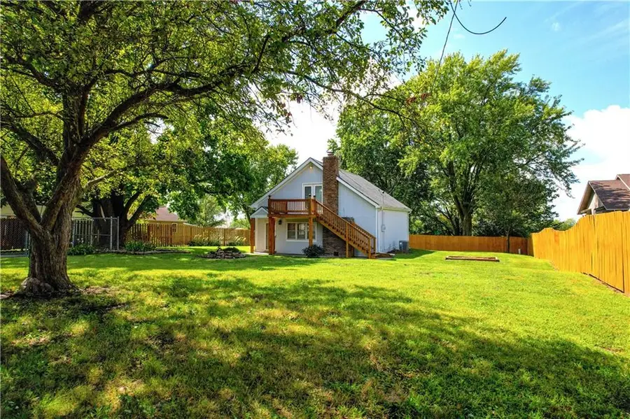 20 Schwartz Avenue, Excelsior Springs, MO 64024 - #3