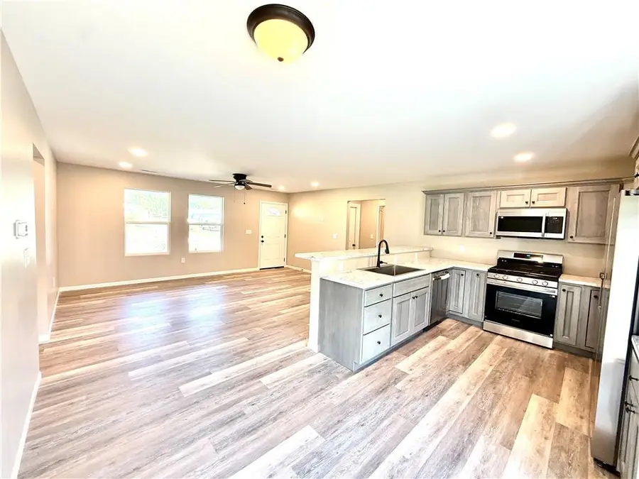 1826 Clay Street, Chillicothe, MO 64601 - #3