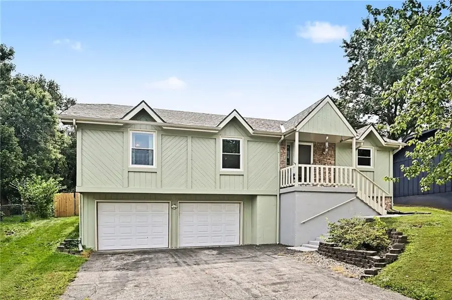 521 Karapat Drive, Kansas City, MO 64155 - #2