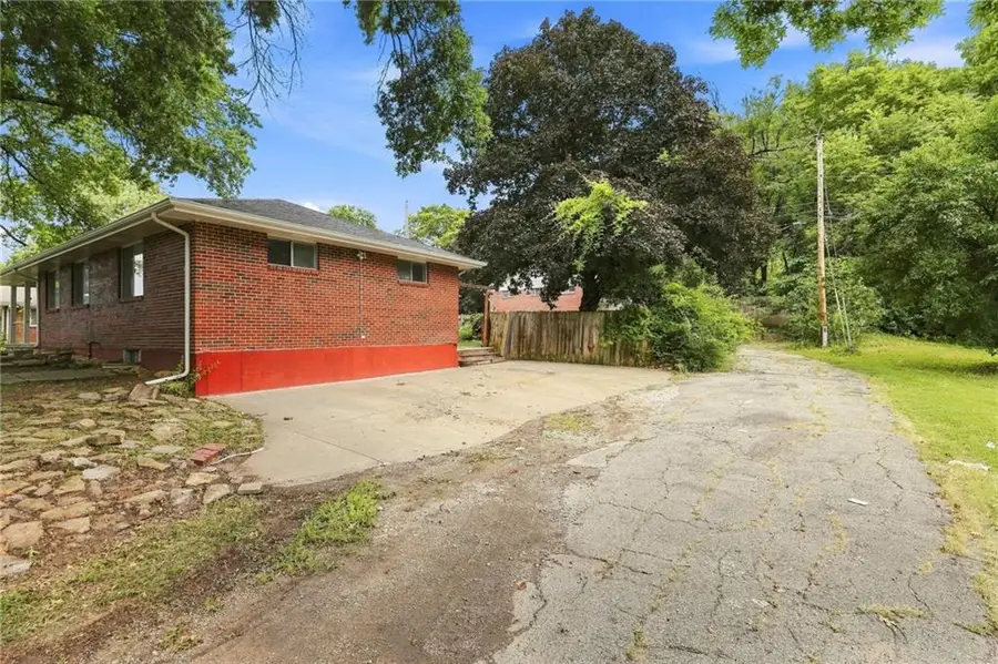 7913-15 Grandview Street, Overland Park, KS 66204 - #2