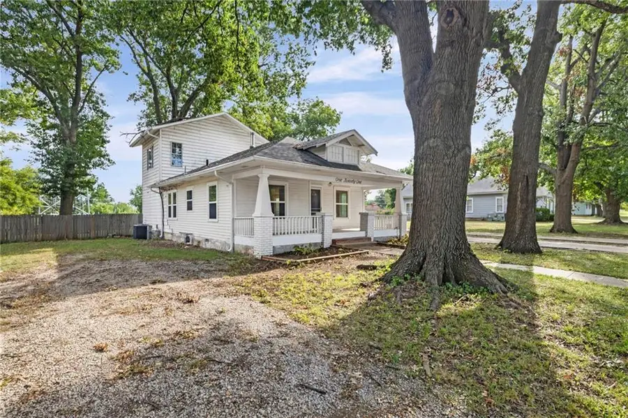 121 Mill Street, Neodesha, KS 66757 - #3