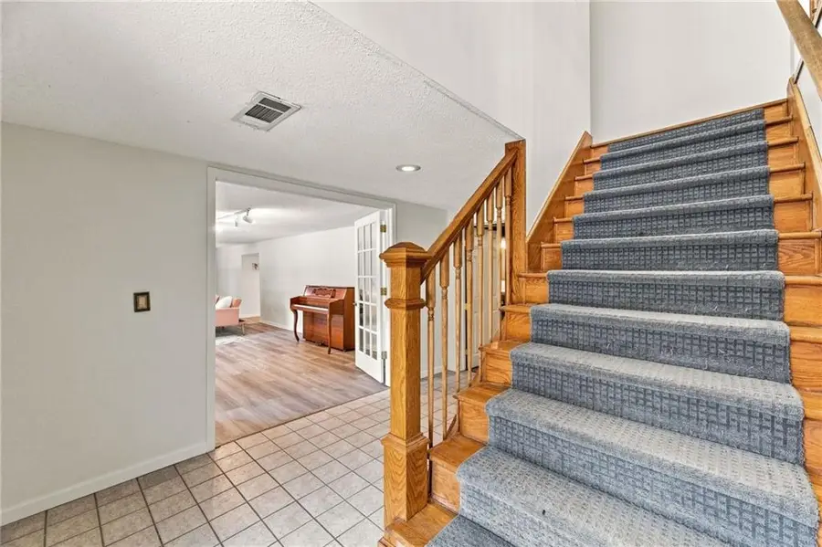912 W 98th Street, Kansas City, MO 64114 - #3