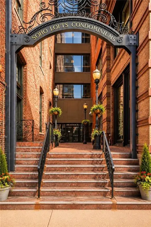 308 W 8th Street #418, Kansas City, MO 64105 - #2
