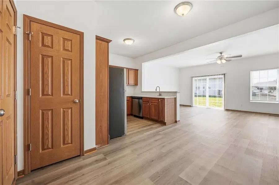 10345 Sloan Avenue, Kansas City, KS 66109 - #2