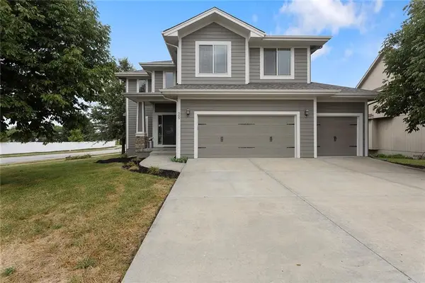 505 SW Webster Drive, Blue Springs, MO 64014
