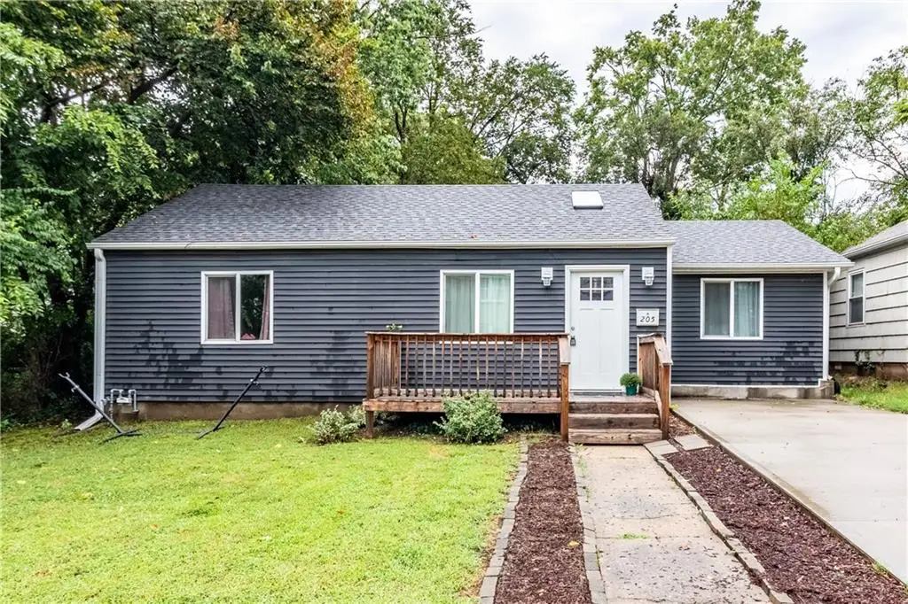 205 E Sparks Street, Warrensburg, MO 64093 - #1