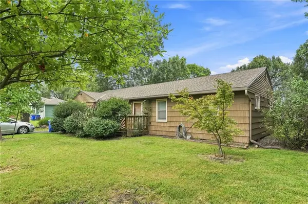 142 W Shawnee Street, Gardner, KS 66030