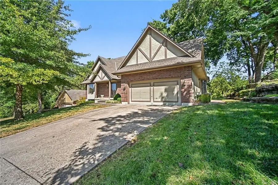 2414 Springcreek Court, Blue Springs, MO 64015 - #3