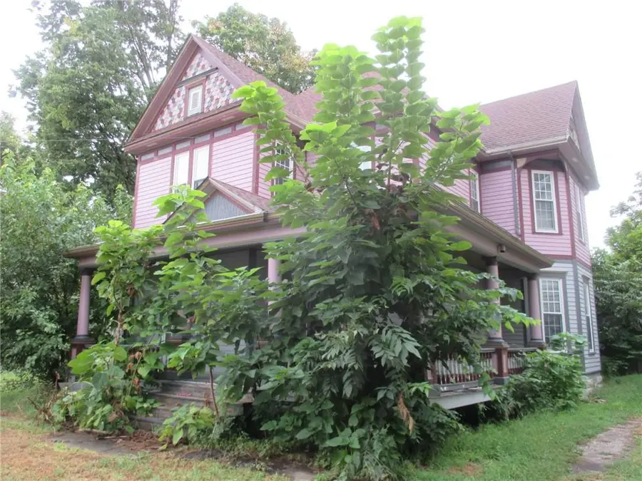 664 S Odell Avenue, Marshall, MO 65340 - #2