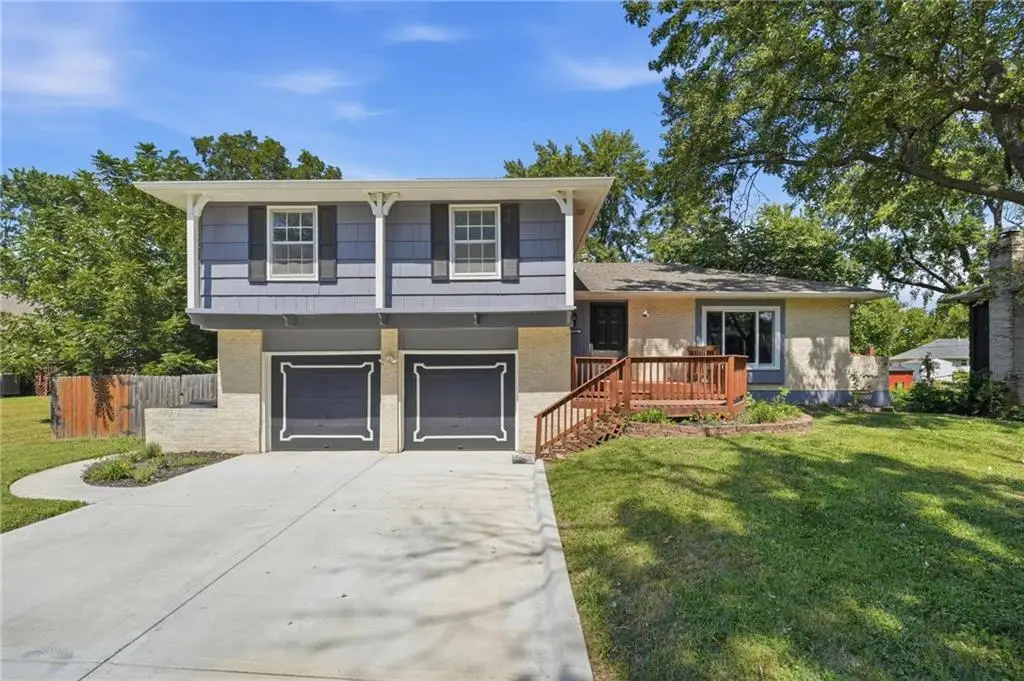 1002 E Willow Drive, Olathe, KS 66061 - #1