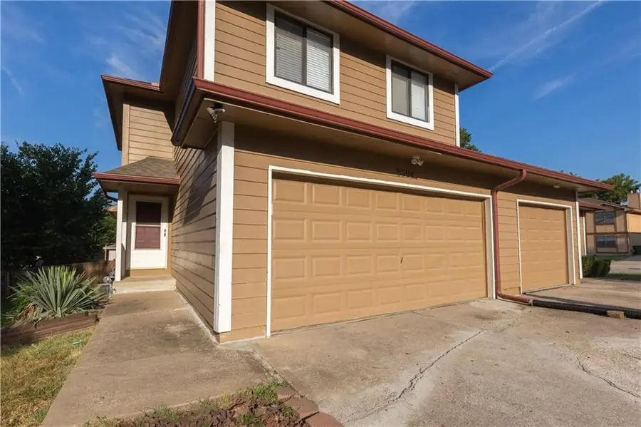 8500 Ditzler Avenue, Raytown, MO 64138 - #3