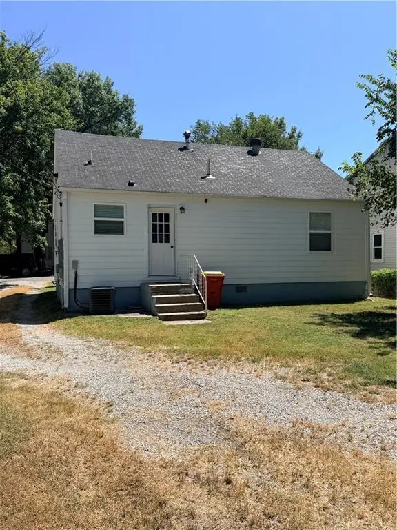 2010 S English Street, Pittsburg, KS 66762 - #2