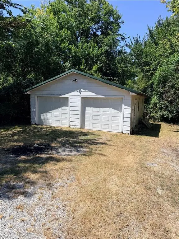 2010 S English Street, Pittsburg, KS 66762 - #3