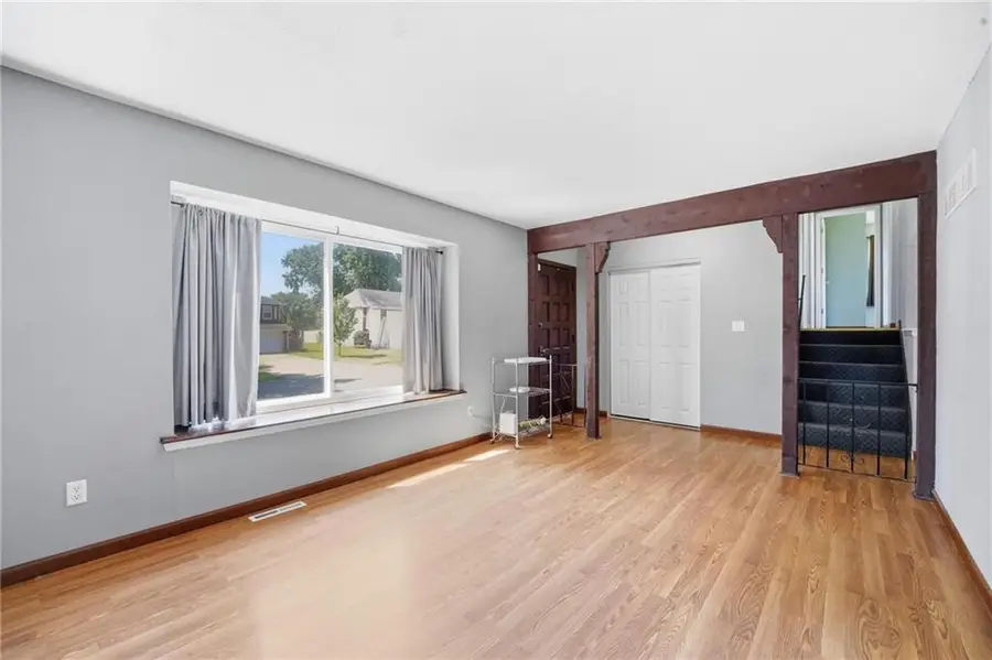 4913 NW Downing Street, Blue Springs, MO 64015 - #3
