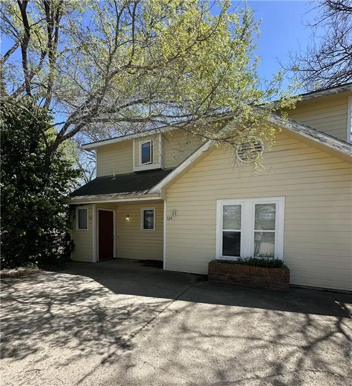 522-524 Florida Street, Lawrence, KS 66044 - #1