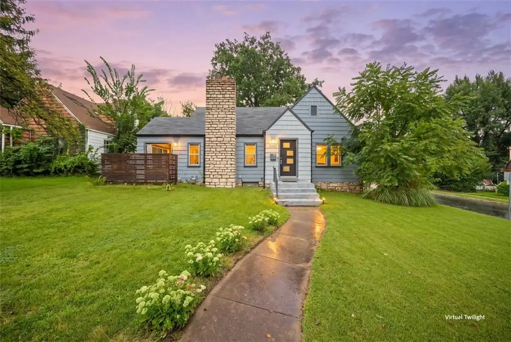 5987 Paseo Boulevard, Kansas City, MO 64110 - #1