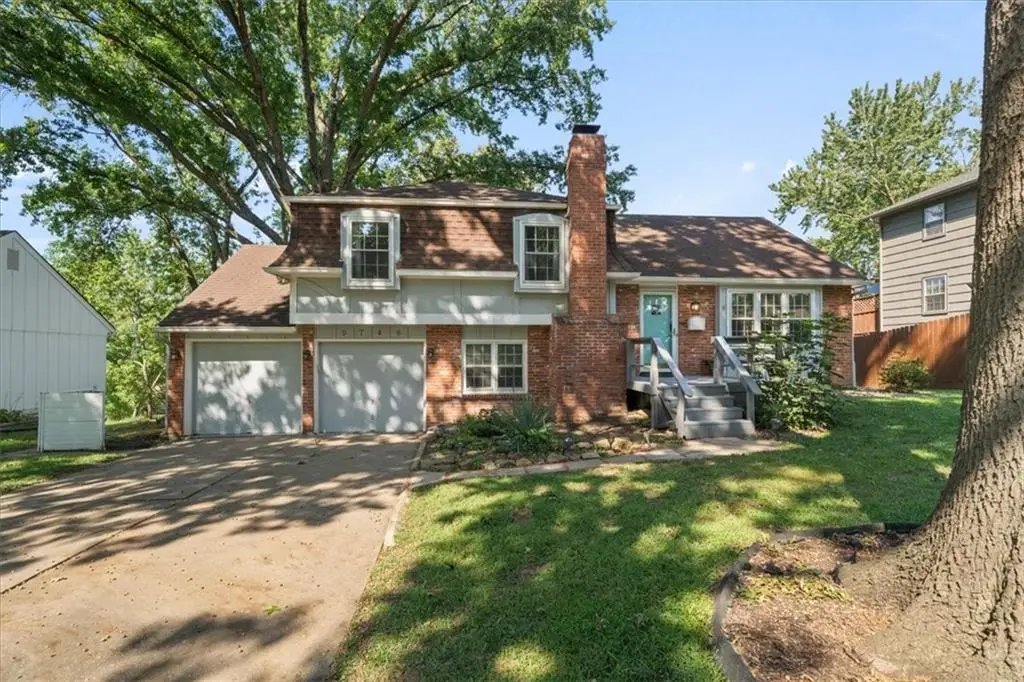 9746 Eby Street, Overland Park, KS 66212 - #1