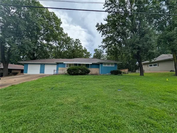 3511 S Northern Avenue, Independence, MO 64052