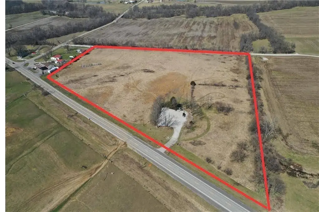 37682 10 Highway, Richmond, MO 64085 - #1