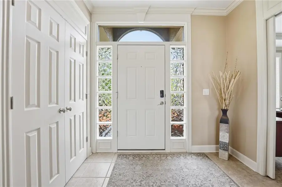 20733 W 92nd Street, Lenexa, KS 66220 - #2
