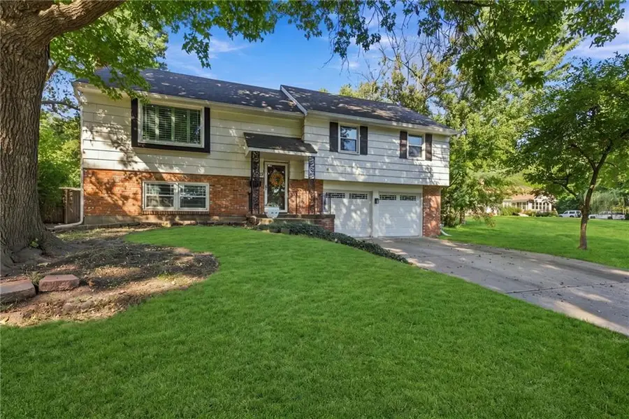 6624 Marty Street, Overland Park, KS 66202 - #3