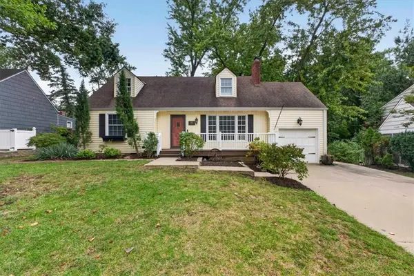 4111 W 74th Terrace, Prairie Village, KS 66210