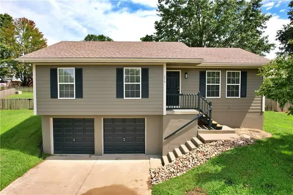 1215 Susan Street, Kearney, MO 64060