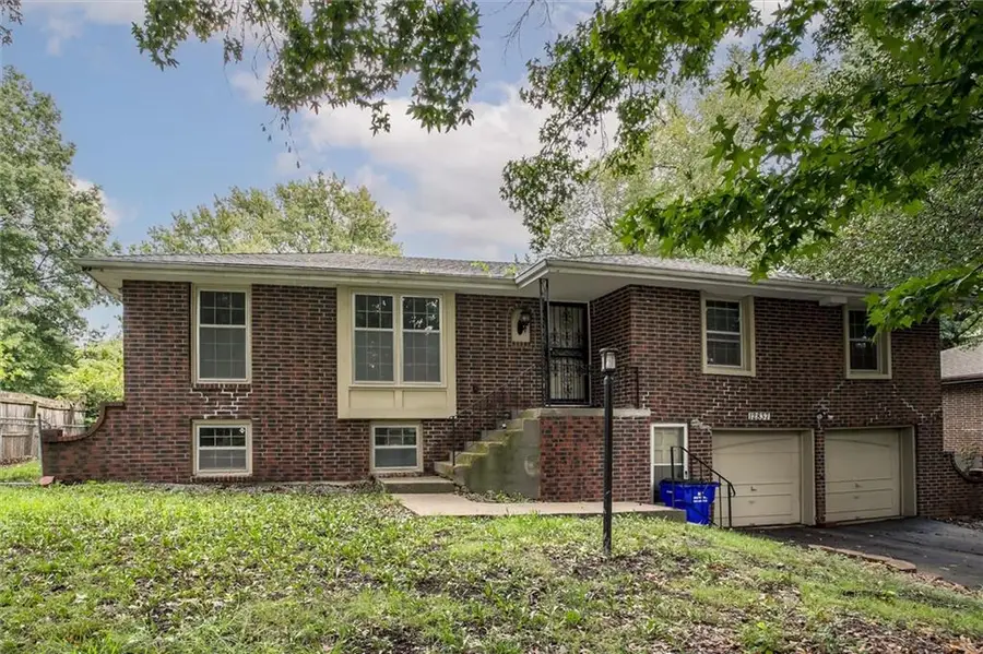 12837 Sycamore Avenue, Grandview, MO 64030 - #2