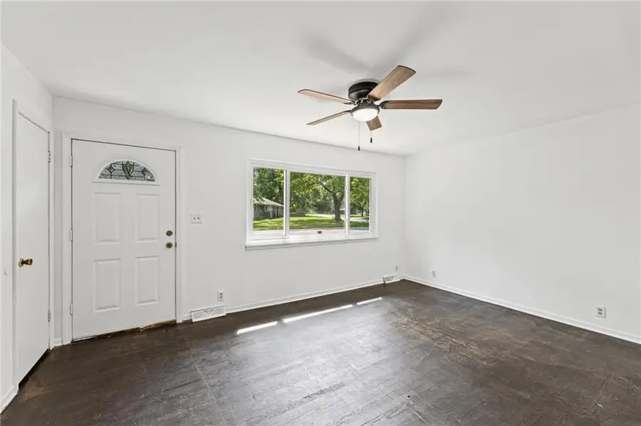 3402 N 70th Street, Kansas City, KS 66109 - #3