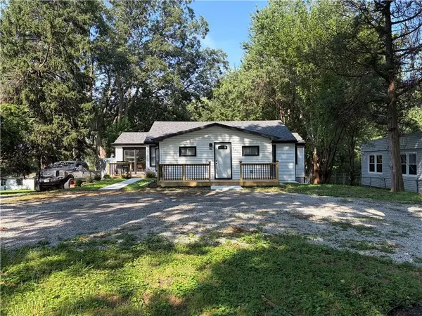 3126 S 29th Street, St Joseph, MO 64503