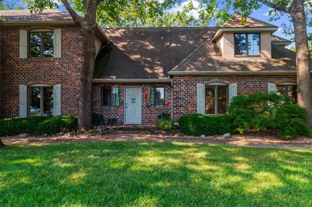4900 Whitney Drive, Independence, MO 64055 - #1