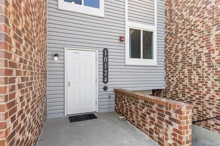 10124 W 96th Street #A, Overland Park, KS 66212 - #2