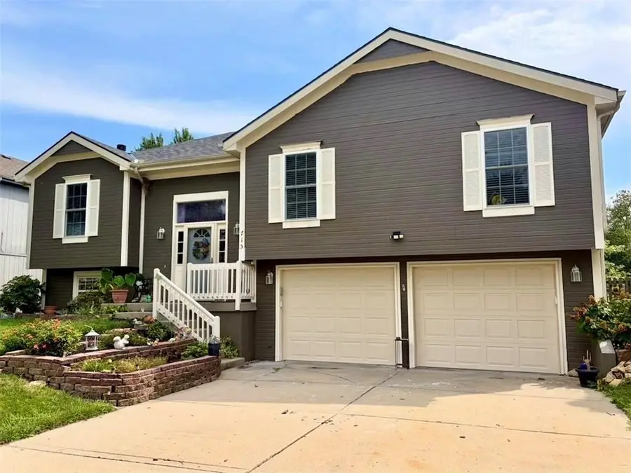 715 NE 107th Terrace, Kansas City, MO 64155 - #2