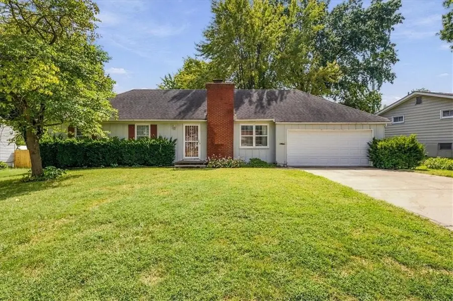 8201 W 91st Street, Overland Park, KS 66212 - #2