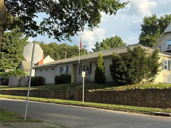 2823 Mulberry Street, St Joseph, MO 64501