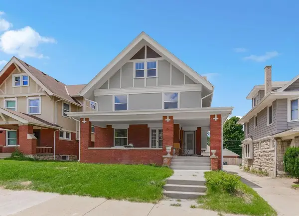 3128 Sw Summit Trafficway, Kansas City, MO 64111