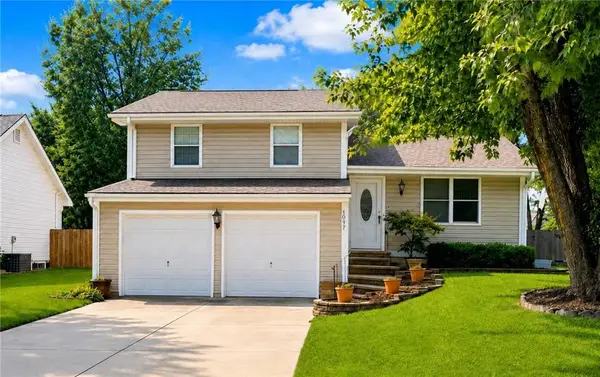 2033 E Wyandotte Street, Olathe, KS 66062