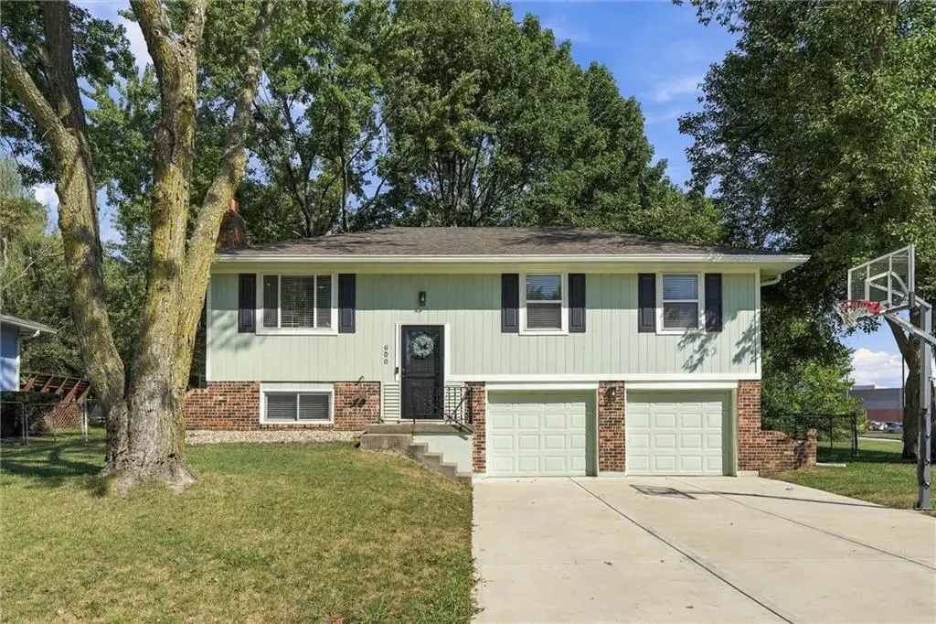 600 SW 35th Terrace, Lees Summit, MO 64082 - #1