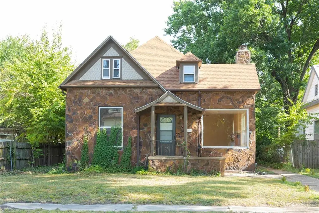 1621 Appleton Street, Parsons, KS 67357 - #1