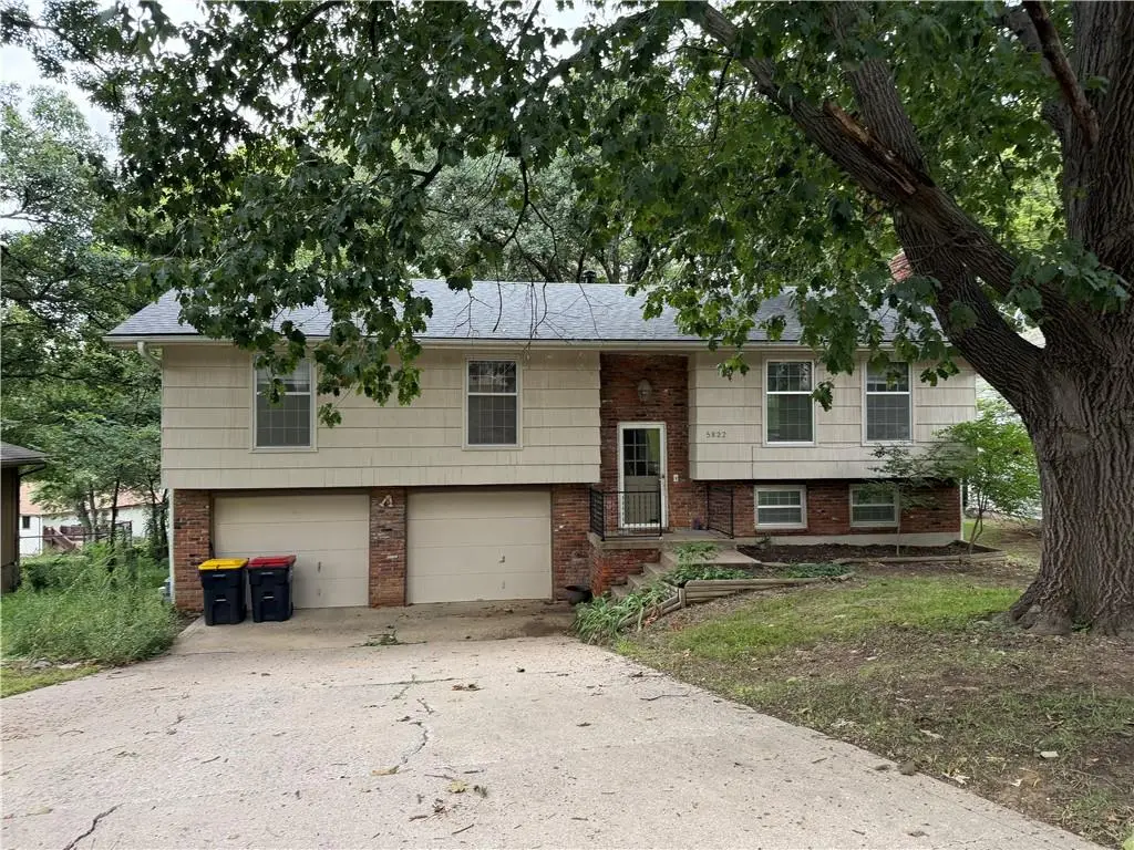 5822 NW Aspen Lane, Kansas City, MO 64152 - #1
