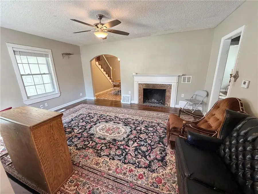513 N Delaware Street, Butler, MO 64730 - #3
