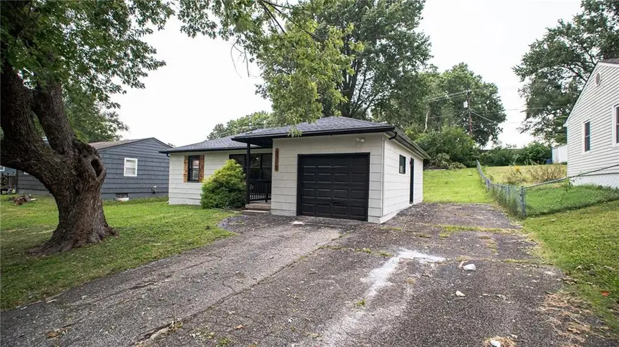 6122 Longwood Avenue, Kansas City, KS 66104 - #2