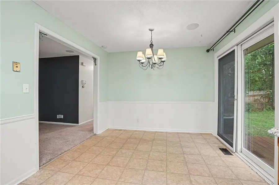 10610 Bellefontaine Avenue, Kansas City, MO 64137 - #3