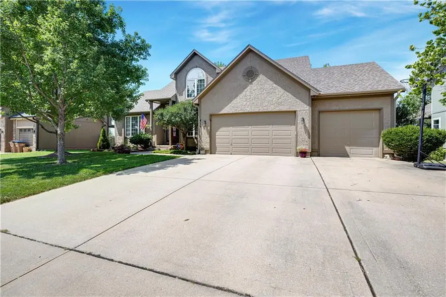 826 Trailway Drive, Raymore, MO 64083 - #2
