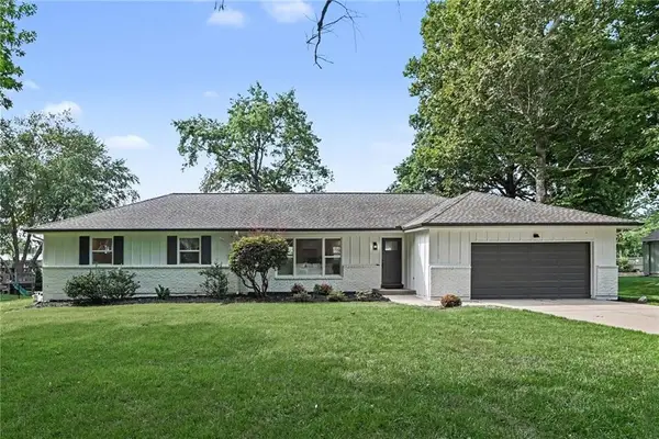 3515 W 93rd Street, Leawood, KS 66206
