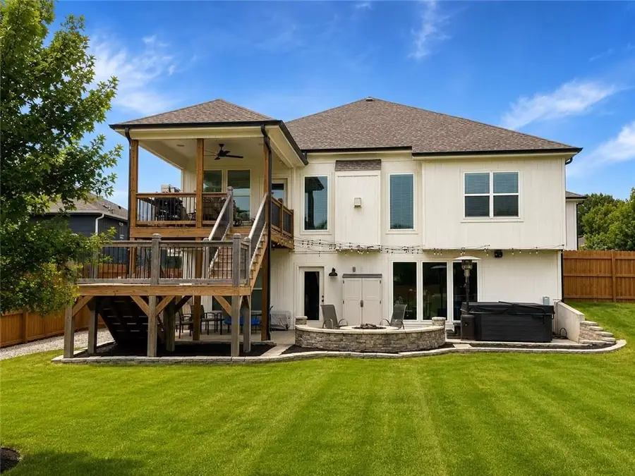 22905 S Creekview Drive, Peculiar, MO 64078 - #2