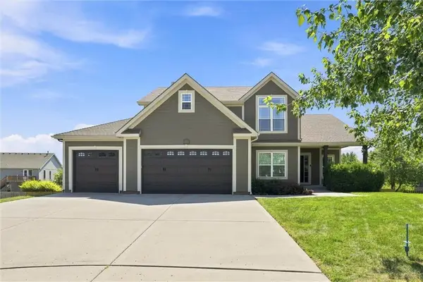 11211 N Richmond Court, Kansas City, MO 64157